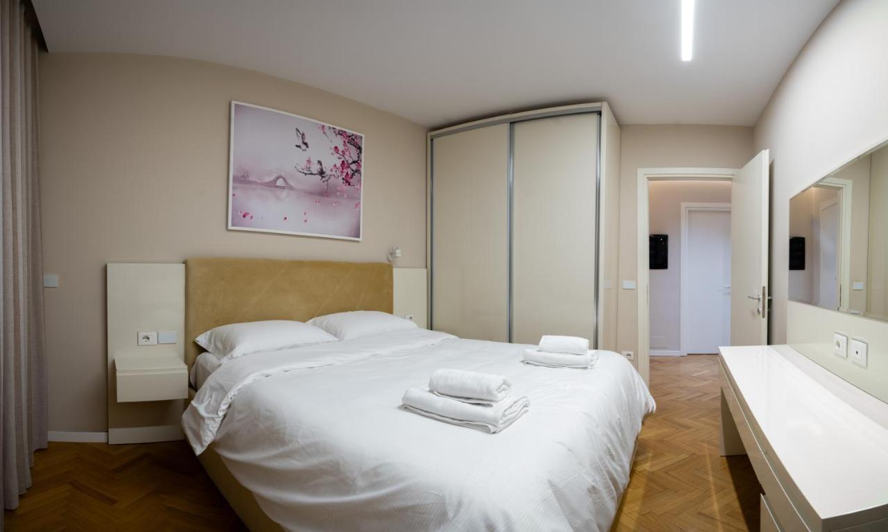 Center Tirana Liv Apartment Luaran gambar