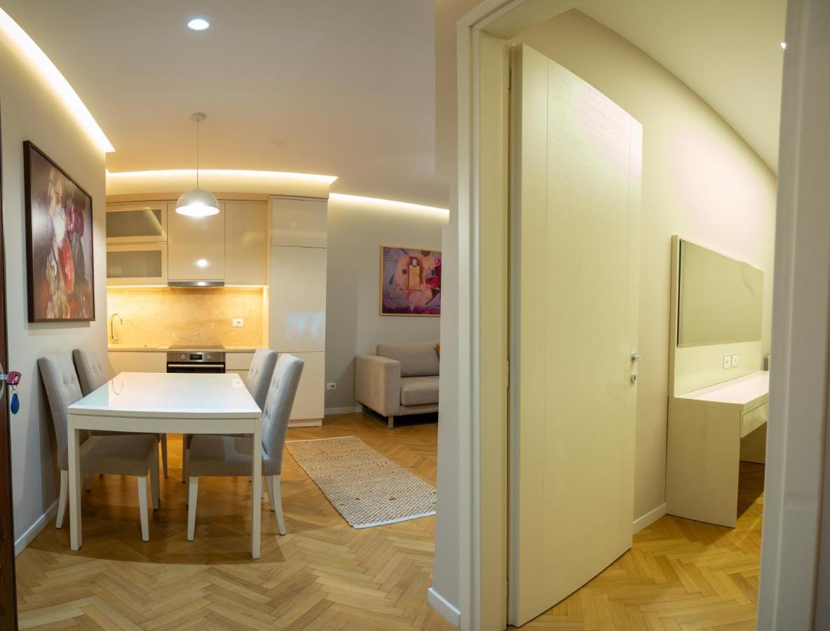 Center Tirana Liv Apartment Luaran gambar